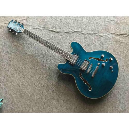 Classic 6 string jazz electric guitarYou can customize the colors you like