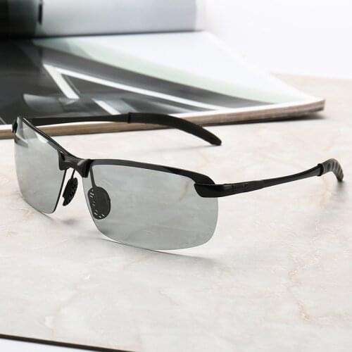 New Mens Day and Night Dual-use Smart Photochromic Polarizer Sunglasses Automatic Color Change Sunglasses for Women