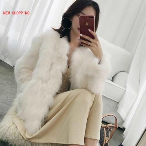 2021 Fashion Short Slim Fit Fur Jacket New Winter Warm Coat Pink Red White Solid Colors Hairy Fur Jacket Outerwear Women Elegant
