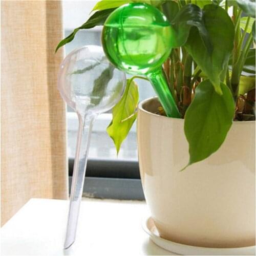 4 Style Plastic Planter Cans Travel Plant Self Watering Bulb Shape Waterer Globes Automatic Irrigation Patio Lawn Garden Pot