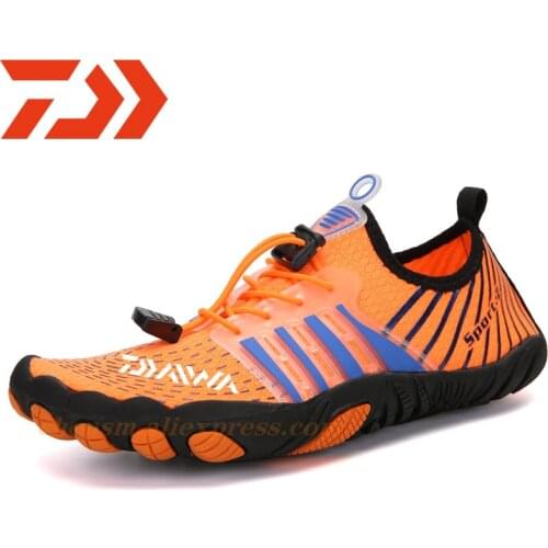 Daiwa Aqua Shoes Men Barefoot Beach Shoe Women Upstream Shoes Breathable Fishing Sport Shoe Quick Dry River Sea Water Sneakers