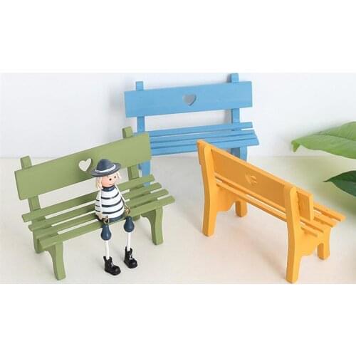 Decorative Mini Wooden Garden Bench Porch Chair Miniature Landscape Ornament for Photo Booth Props Home Decoration (Green)