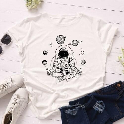 Womens T-shirt Astronaut Planet Print T-shirt Women O-neck Harajuku Graphic Short Sleeve Summer T-shirt Women