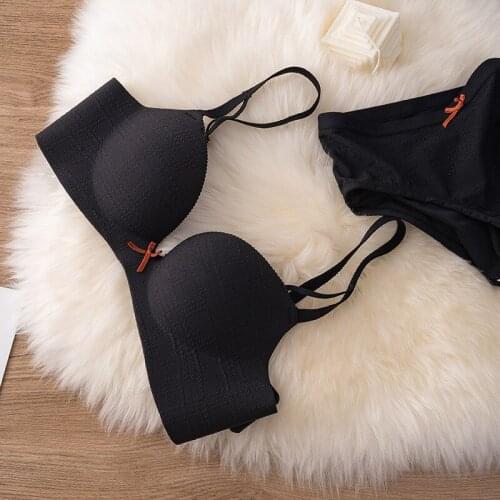 Glossy thin thick gathering adjustable underwear womens no steel ring breathable comfortable breastfeeding bra with panties sui