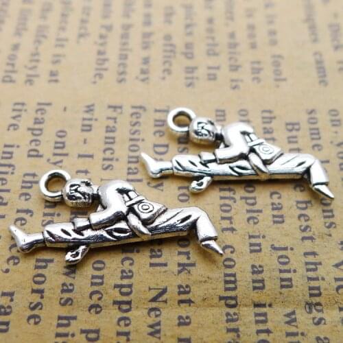 20PCS/Lot 11mm*22mm Antique Silver Color Gymnast Charm Handcraft For DIY Jewelry Pendant
