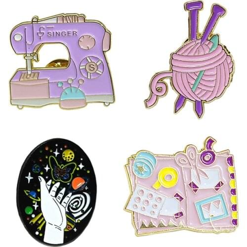 Black oval magic Enamel Brooch wool ball Lapel Pin Hello Pigment palette Self made photo album Badge gifts