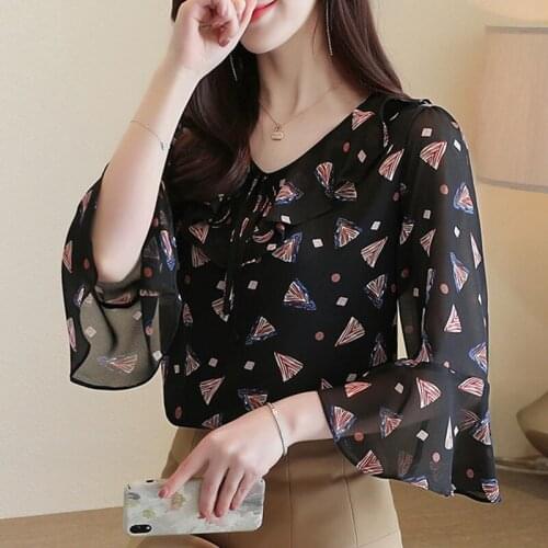Chiffon Shirt 2020 Sleeve Shirt Womens Floral Shirt Ruffles Print V-Neck Flare Sleeve Ladies Tops Korean Shirts for Women 0706