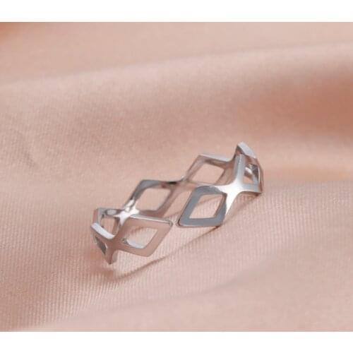 Skyrim Simple Adjustable Hollow Geometric Rings for Women Stainless Steel Ring Aesthetic Jewelry Wedding Engagement Couple Gifts