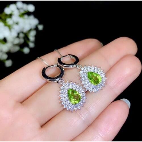 Natural olivine ear nails, 925 silver, new special sale. Exquisite and beautiful