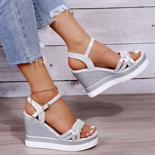 Slope heel fish mouth sandals 2021 new womens shoes fashion word buckle Roman style shiny fashion sandals