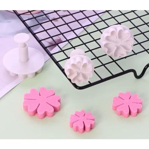 Plastic DIY Flower Baking Cake Decorating Sugar Cutter Baking Cookie Icing Plunger Mold Pastry Fondant Sugarcraft Mould
