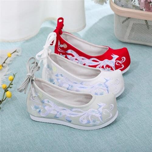 Fashion Hanfu Shoes Womens Old Beijing Cloth Shoes National Style Embroidered Ancient Style Costume Element Cloth Womens Sheet