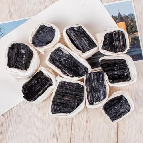 Natural Crystal Stones Black Tourmaline Provideds Powerful Energy