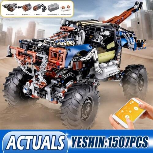 Mould King 18005 MOC High-tech Silver Flagship 4x4 Off-road Truck Vehicle Remote Control Car Model Building Blocks Kids Gifts