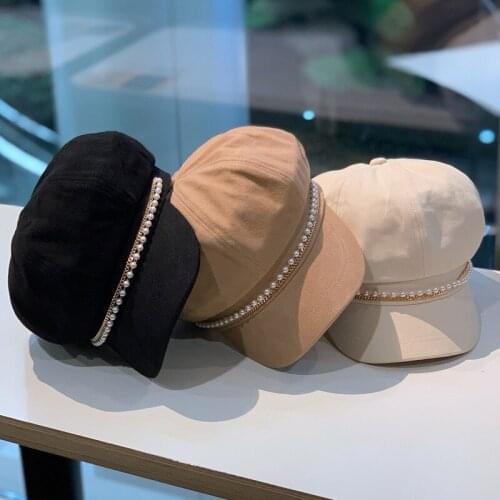2021 Fashion Spring And Autumn Octagonal Hats Women Aesthetic Pearl Chain Solid British Beret Trend Street Wear Decorate Cap