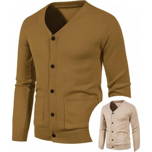 Single-breasted Easy to Wash Knitted Men Sweater for Daily Wear Casual