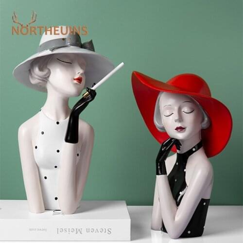 NORTHEUINS Resin Fashion Girl Figurines For Interior Modern Beauty Sculpture Desk Art Decor Statue Home Living Room Decoration
