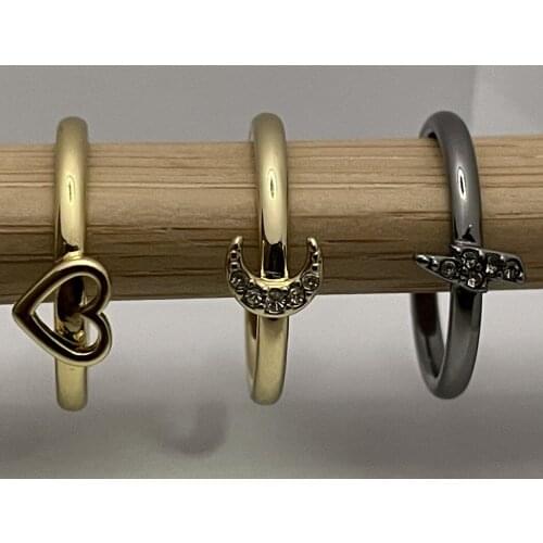 Fashion Women Ring Plating Gold Gun Color Love Lightning Moon Diamond Embellishment Design Ring Set