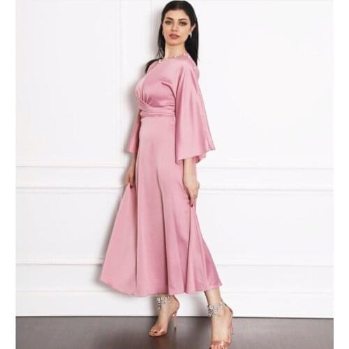 2021 Fashion Ladies Dress Pure Color Autumn Round Neck Pearl Middle East Dubai Satin Lotus Leaf Sleeve Muslim New Unique Design