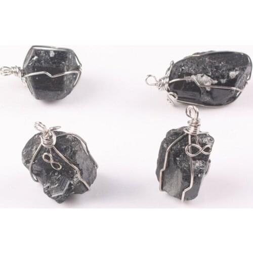 Wholesale Natural Schorl Raw Rough Rock Mineral Specimen Treat Stone Charms Black Tourmaline Necklaces Pendants 12pcs/lot