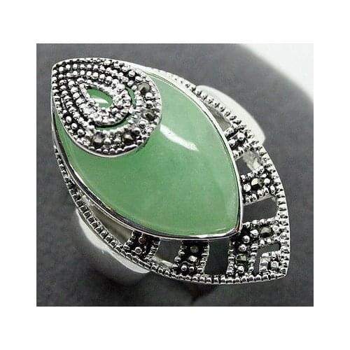 Elegant ladys Natural Light Green Natural jade Marcasite 925 & Sterling Ring Size 6/7/8/9