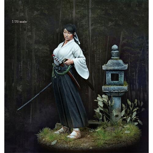 Simulation 1/20 Scale 90 MM Japanese Female Samurai Miniatures Unpainted DIY Assembling Static Woman Figure GK Resin Model Kits