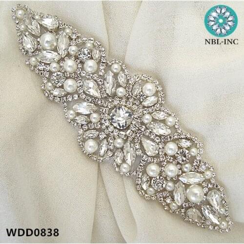 30PCS )Wholesale bridal hand beaded sewing crystal rhinestone applique iron on for wedding dresses WDD0838