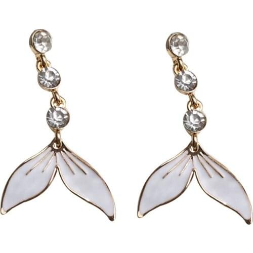 2021 new temperament fish tail auricles parsimonious panelling drill mesh red earmuffs