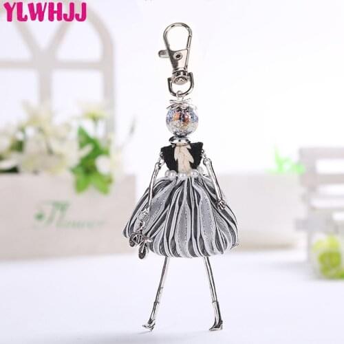 YLWHJJ brand 2018 new women lovely keychain dress bag black doll Pearl car girl key chains pendant fashion jewelry wholesale hot