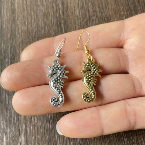 Colorful and cute alloy seahorse earrings pendants Fashion mens matching jewelry wholesale all kinds of earrings