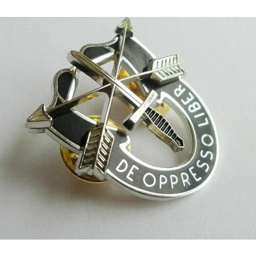 Military US Army Special Forces GROUP beret Cap Badge Lapel Pin Command Cockade