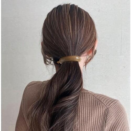 Elegant Banana Shape Hair Clips Sweet Candy Colors Hair Claw Women Girls Ponytail Holder Hairpins Fashion Hair Accessories