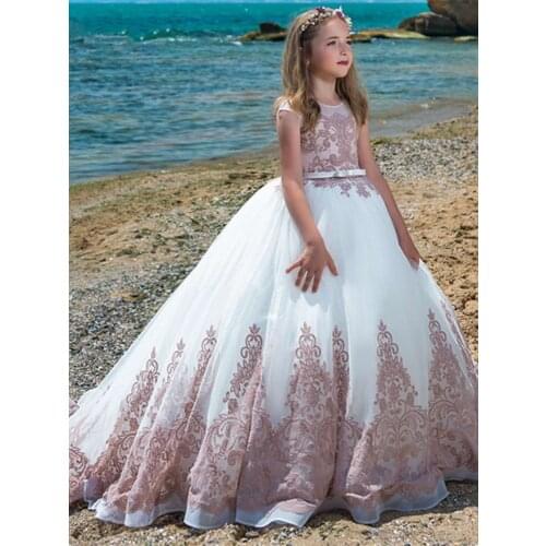 New Lace Flower Girl Dresses Pageant With Blush Pink Applique A Line Sheer Neck Sweep Train Teens Birthday Party Communion Gowns