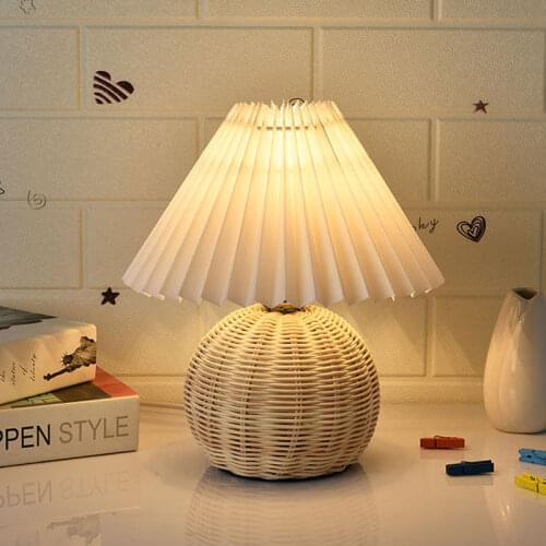 Vintage Rattan Lamp Korean Table Lamps for Bedroom Living Room Led Stand Night Light Home Decor Pleats Ceramic Bedisde Desk Lamp