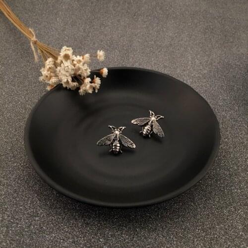 Brand New Design Insect Series Collar Pin Brooch Women Delicate Small Bee Brooches A pair of Pin Brooch Jewelry Gifts For Girl