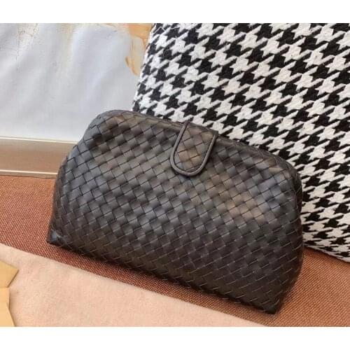 2020 Hot Selling Fashion Women Clutches Bag 2020 Luxury Brand Calf Leather Handmade Woven Bags Hand Bag