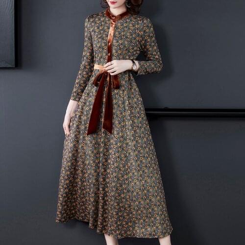 Autumn 2021 New Womens Large size Knitted Stitching Dress High-end Temperament Over-the-knee Color Mid-length Dress Female s311