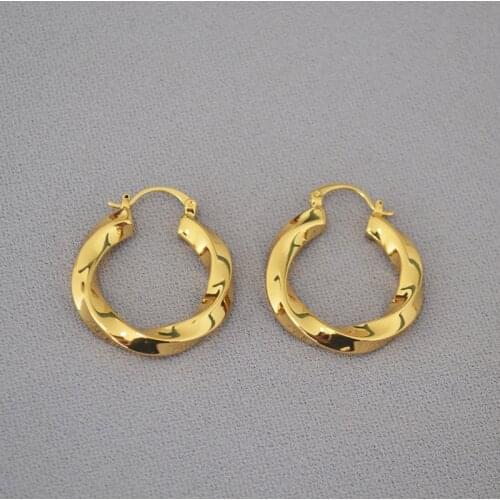 High quality gold plated jewelry for ladies, shiny high end jewelry