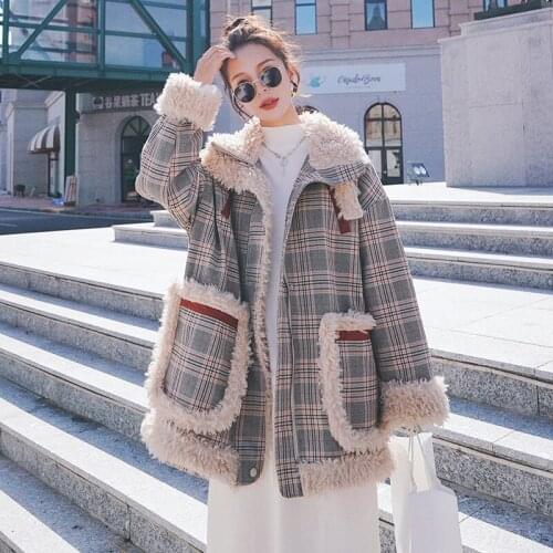 Winter New Korean Women Woolen Jacket 2021 Mid-Length Lamb Wool Warmth Stitching Plaid Loose Big Pocket Fashion Cotton Coat