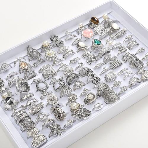 Fashion 50pcs/Lot Womens Exquisite Rhinestone Jewelry Party Gift Wedding Engagement Rings With Box Mix Style (Golden Silver)