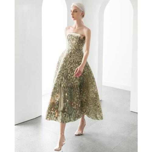 Spring and summer 2021 design new Strapless printed suspender large swing small dress A-shaped slim dress