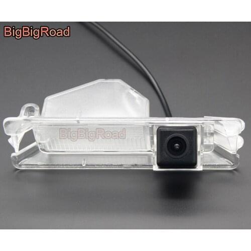 BigBigRoad Car Rear View Backup CCD Camera For Nissan Micra K12 K13 / March 2011 2012 2013 2014 2015 For Renault Logan Sandero