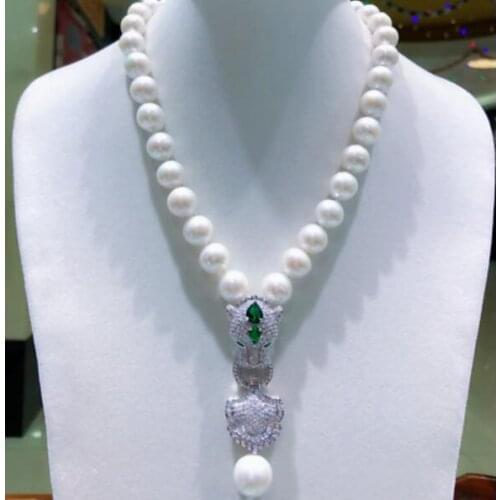 Beautiful 12-15 mm Natural White Pearl Necklace 18"