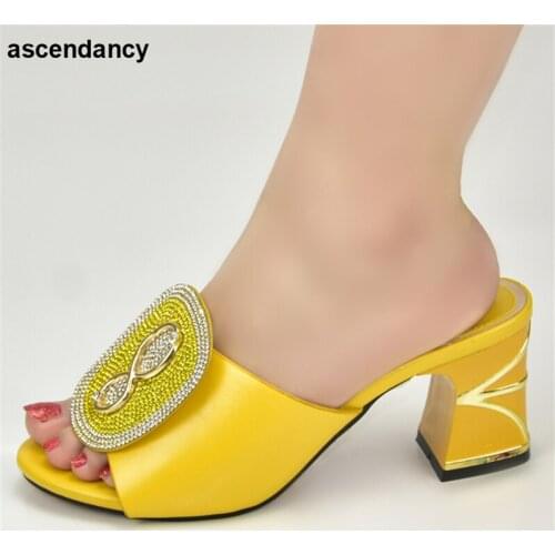 Latest Design Plus Size Women Shoes 43 Open Toe Pumps High Heels Sexy Ladies Nigerian Women Wedding Shoes with Rhinestone