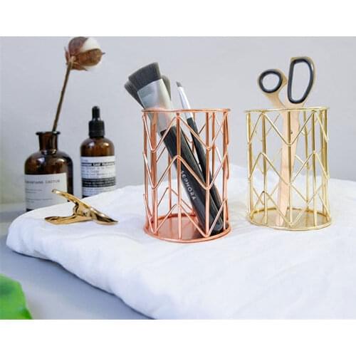 Cosmetics Makeup Brushes Storage Box Cylindrical Case Storage Lipstick Brush Pen Holder Organizer Wrought Iron Pen Storage