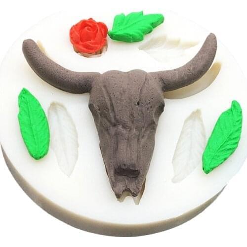 Wholesale 10 pcs/lot Halloween Cow Skull Silicone Sugarcraft Mold Chocolate Cupcake Baking Fondant Cake Decorating Tools