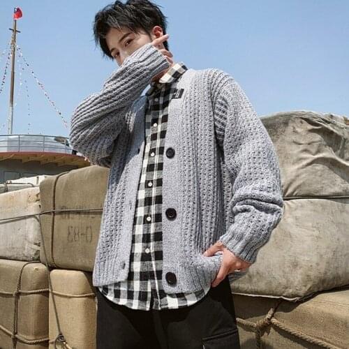 New 2019 Coarse Wool Mens Sweaters Man Trend Cardigan Fashion Loose Men Knitted Sweater Streetwear Designer Sweaters KK3131