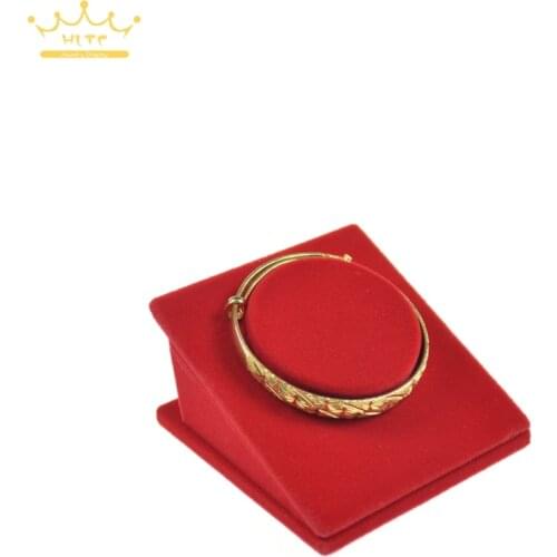 Newest Jewelry Display Stand Bangle Bracelet Display Holder In Red Velvet 8.5*8.5*5cm