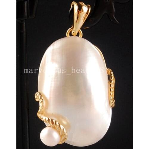 Free shipping Fashion 30x45x13mm White Mother of pearl Shell Oval Pendant Bead 1pcs MC3839