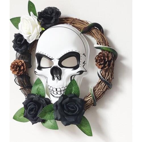 Creative Flower Wreath with Mask Halloween Wreath Horror Skull Face Mask Wreath Halloween Party Wall Door Hanging